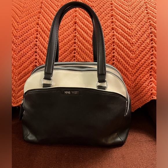 Ladies Nine West Faux Lther Bag,Medium, Black and White,3 separate compartments - Picture 1 of 9